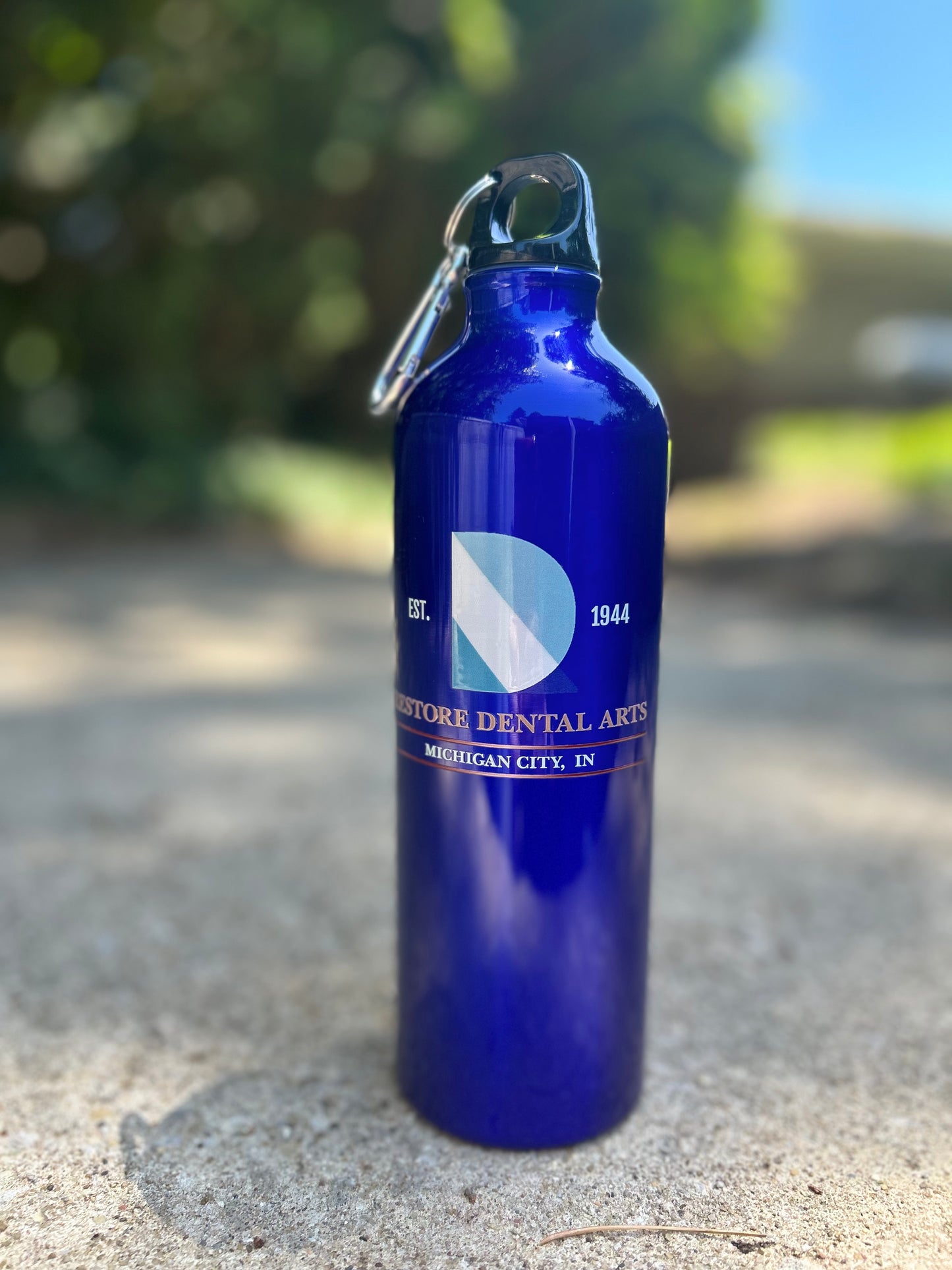 RDA Aluminum Water Bottle with Carabiner – 26 oz.